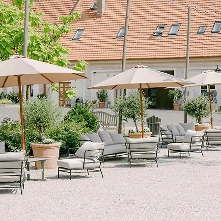 Na Kmine Guest house 4*
