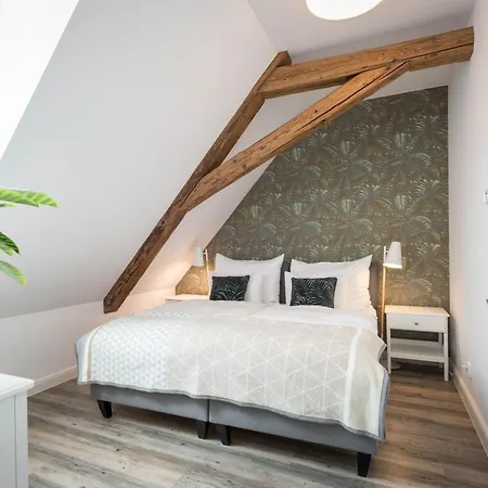 Na Kmine Guest house Obristvi