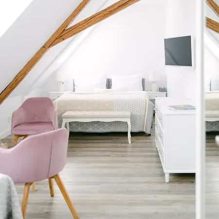Na Kmine Guest house Obristvi