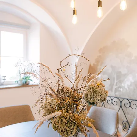 Na Kmine Гостевой дом Obristvi