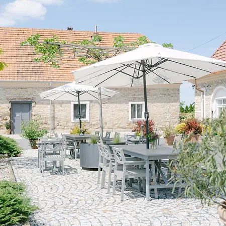 Guest house Na Kmine Obristvi
