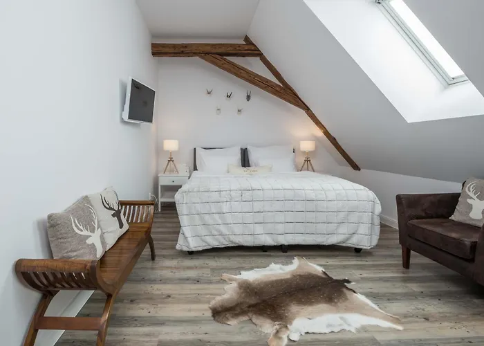 Na Kmíně Penzion Obristvi